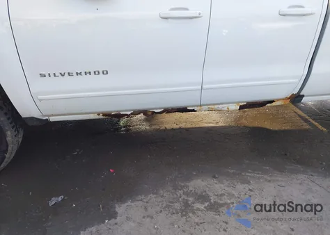 2017 Chevrolet Silverado 1500 1Lt from USA, damaged, VIN 1GCVKREC5HZ122755